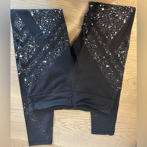 BLACK IVIVVA ACTIVEWEAR! Size 14, never worn :) - Picture 4 of 4